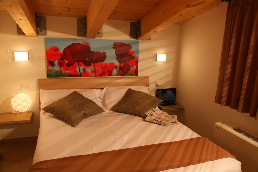 Residence Ilario Suite Hotel リッチョーネ 部屋 写真