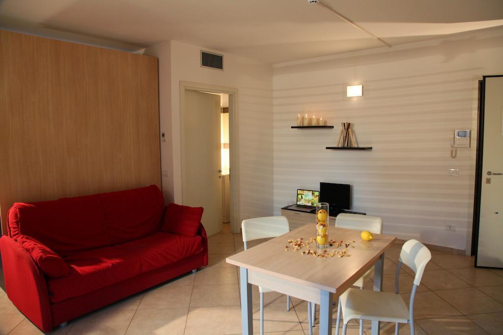 Residence Ilario Suite Hotel リッチョーネ 部屋 写真