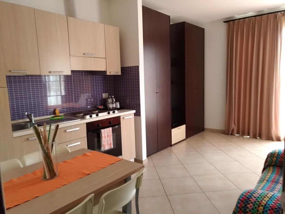 Residence Ilario Suite Hotel リッチョーネ エクステリア 写真