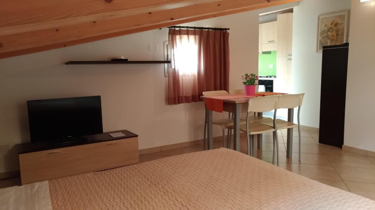 Residence Ilario Suite Hotel リッチョーネ エクステリア 写真